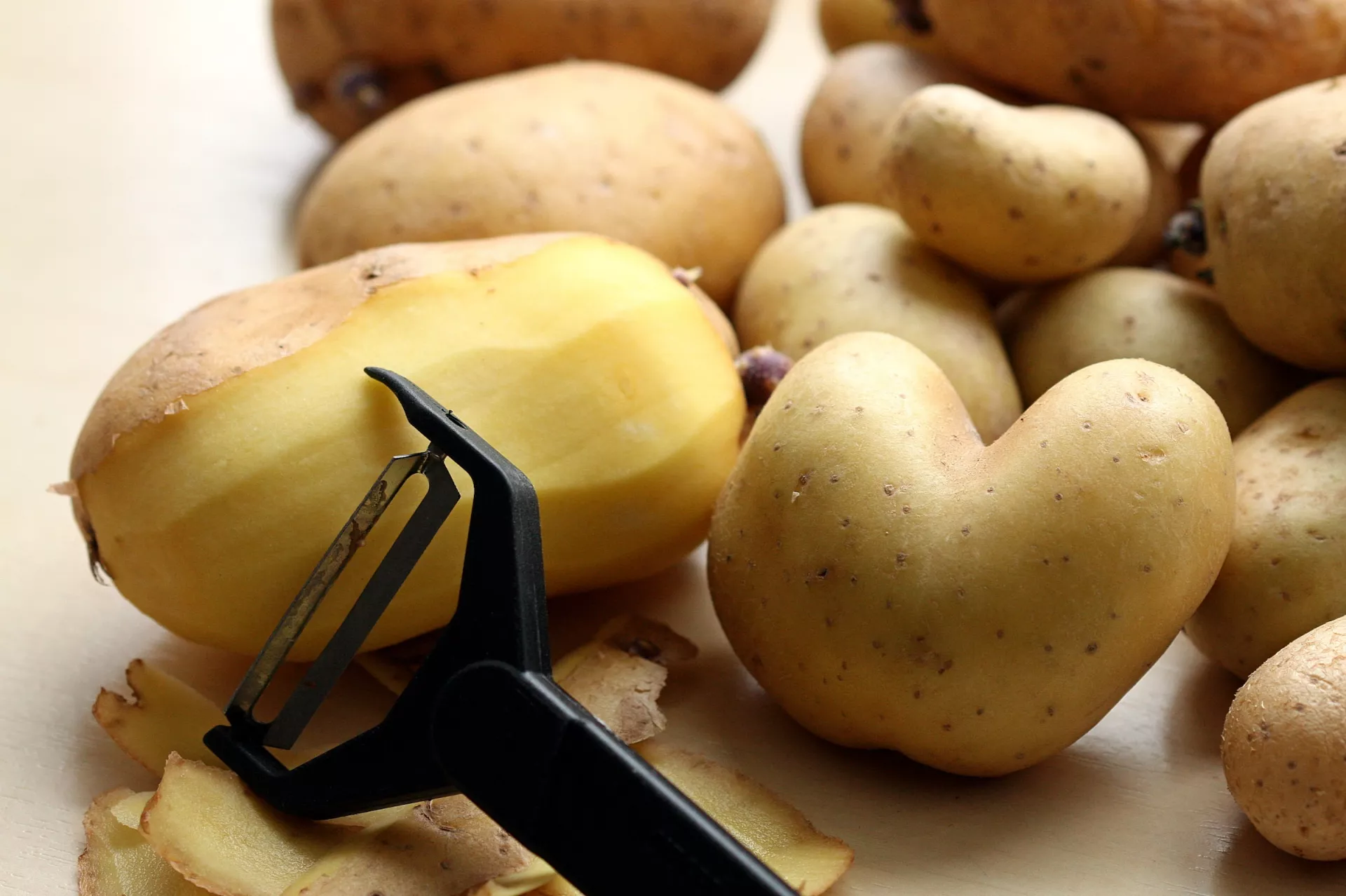 Полезна ли кожура картофеля